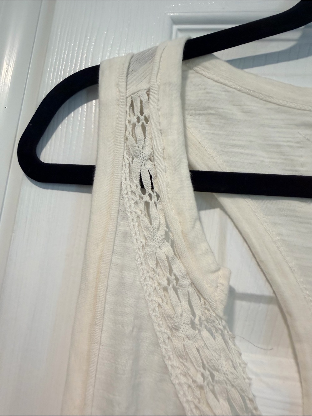 NWOT Free People We The Free Size M Cream Crochet Trim Racerback Layer Tank Top - Picture 4 of 12